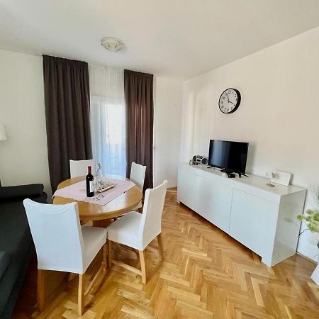 Apartment Troisa Kaštela Εξωτερικό φωτογραφία