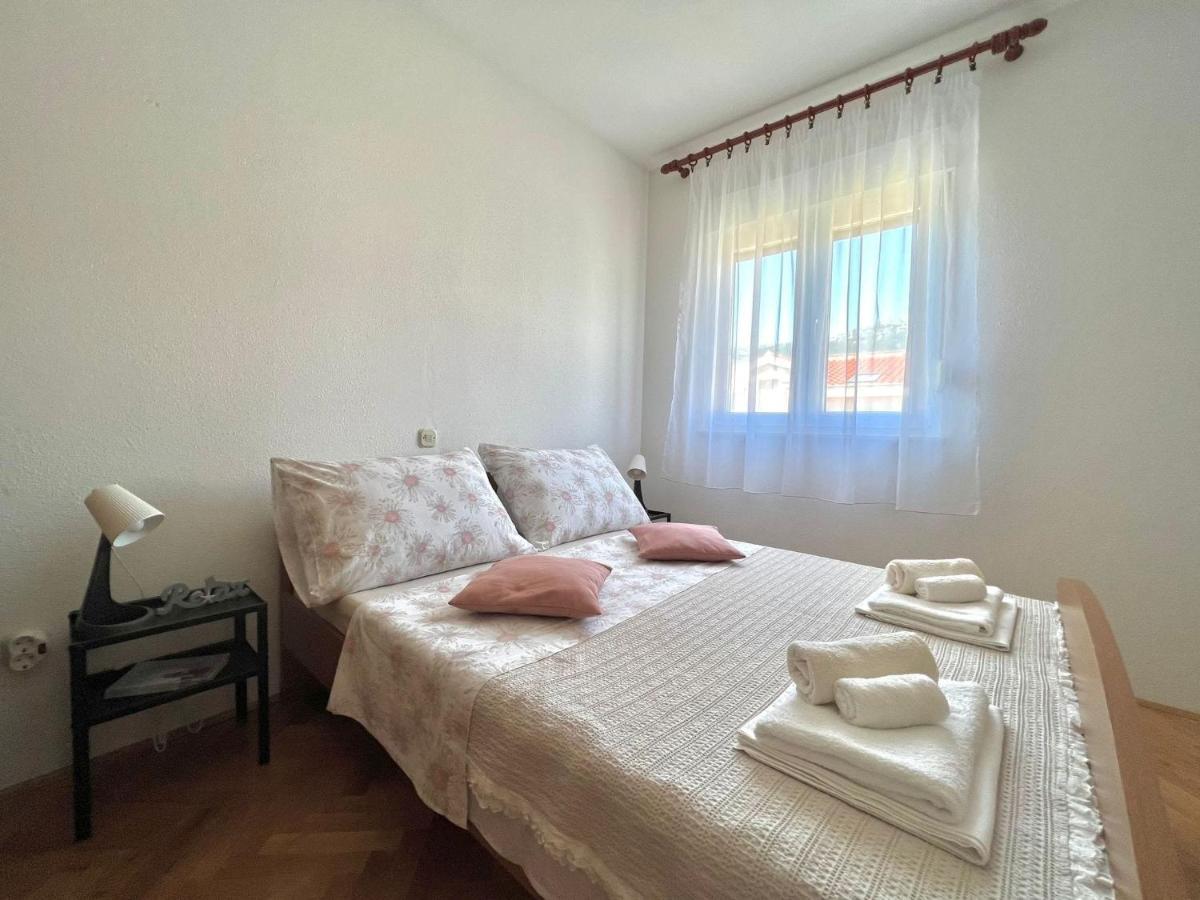 Apartment Troisa Kaštela Εξωτερικό φωτογραφία